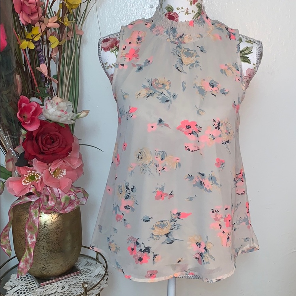 ❌SOLD❌ Romantic floral blouse 💐